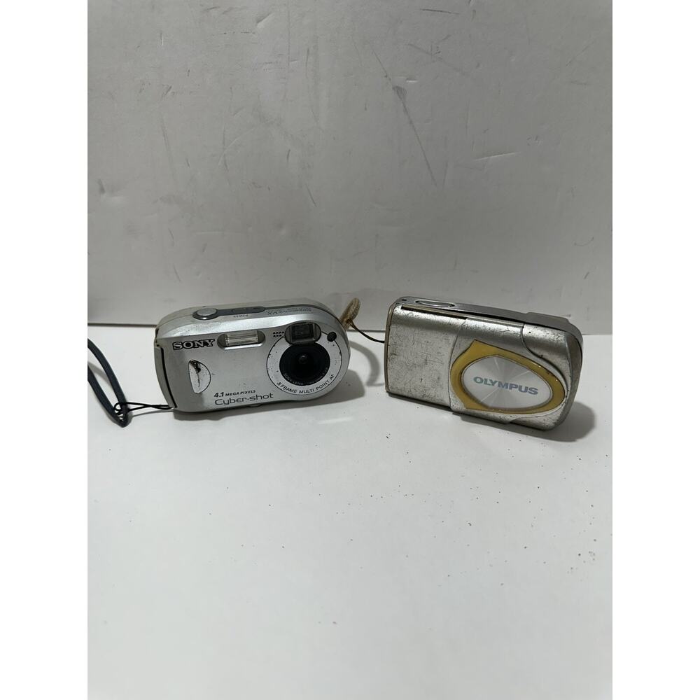 Lot of 2 Digital Cameras NOT‎ Working Sony Cybershot 4.1 Pm + Olympus Stylus 300